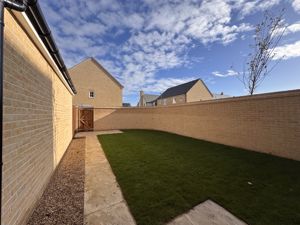 Photo 13- click for photo gallery